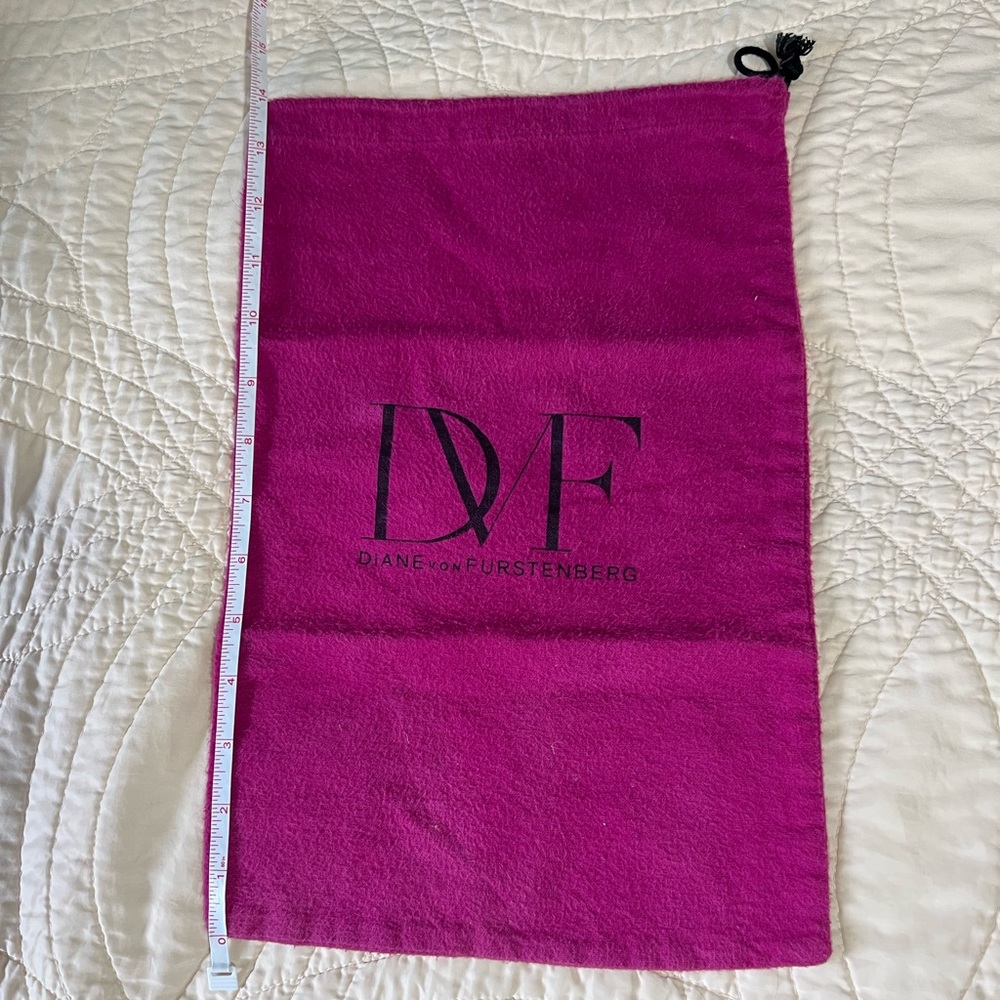 DVF purple shoe bag 9” x 14” great condition